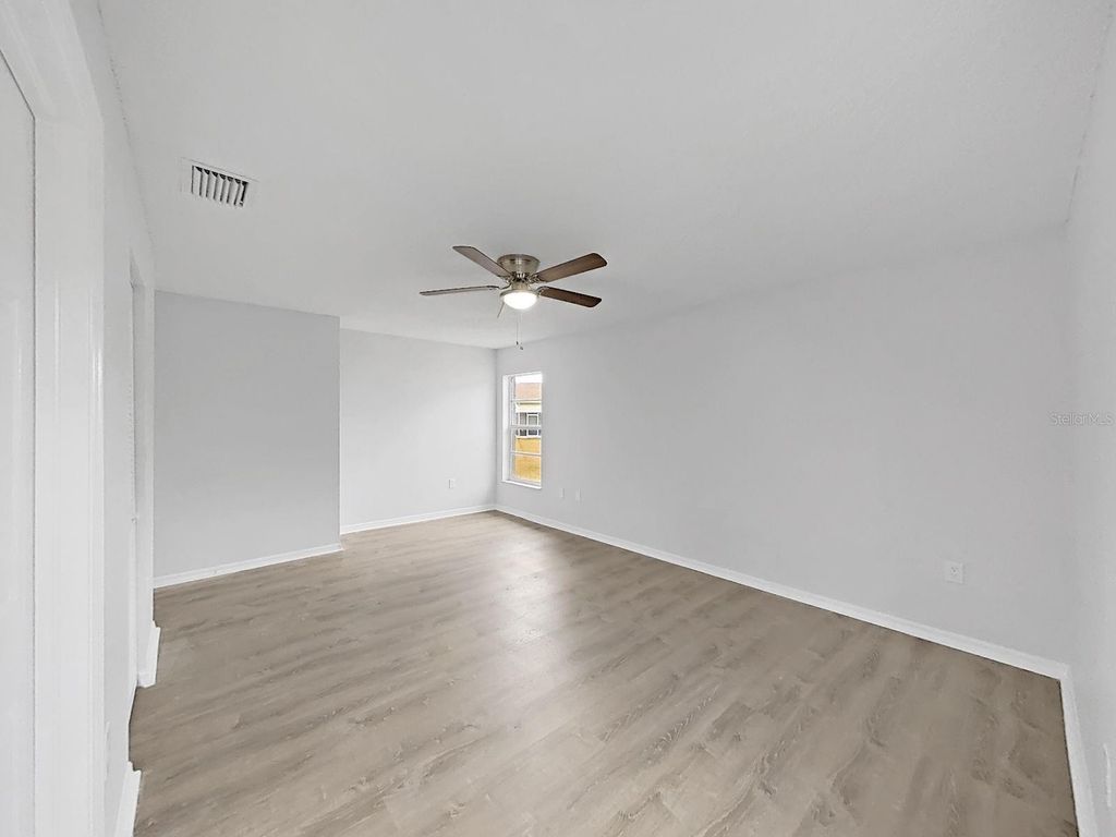 Image 24 of property listing at 4305 NORTHAMPTON DRIVE, New Port Richey, FL 34653