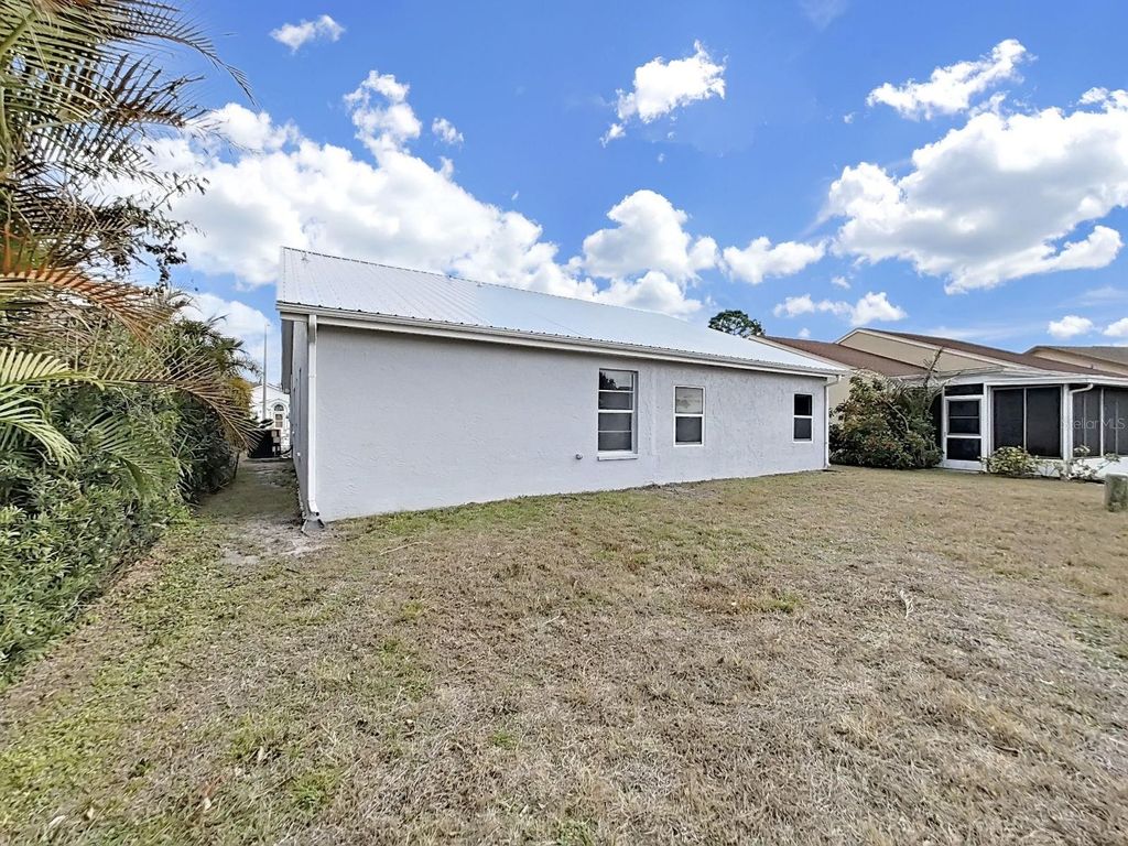 Image 36 of property listing at 4305 NORTHAMPTON DRIVE, New Port Richey, FL 34653