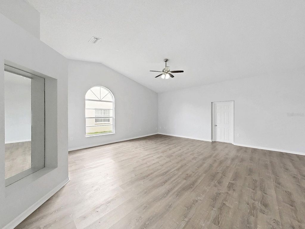 Image 9 of property listing at 4305 NORTHAMPTON DRIVE, New Port Richey, FL 34653