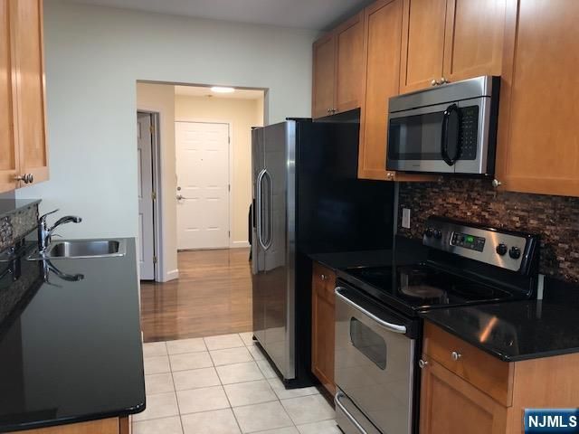 333 Willow Street 409, Teaneck, NJ 07666
