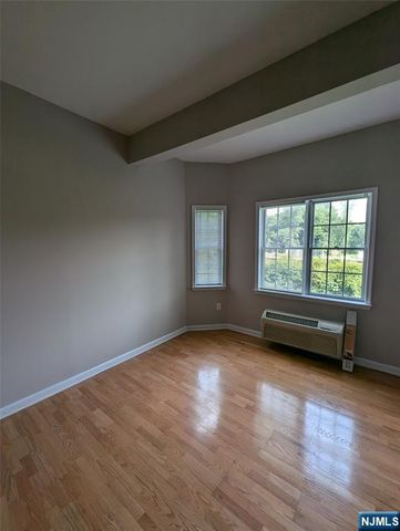 333 Willow Street 409, Teaneck, NJ 07666