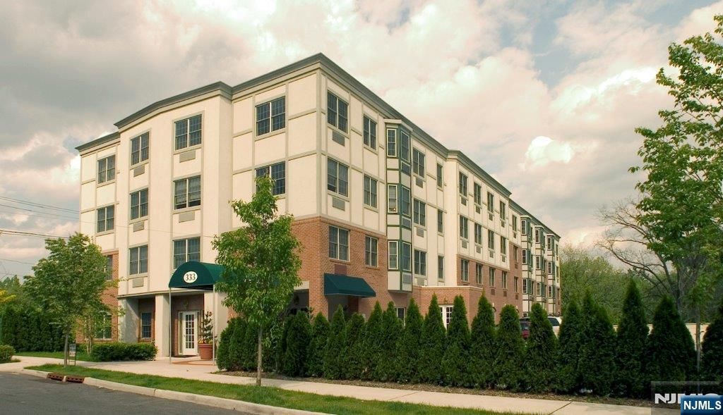 333 Willow Street 409, Teaneck, NJ 07666