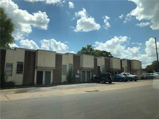2901 Sweeney LN, Austin, TX 78723