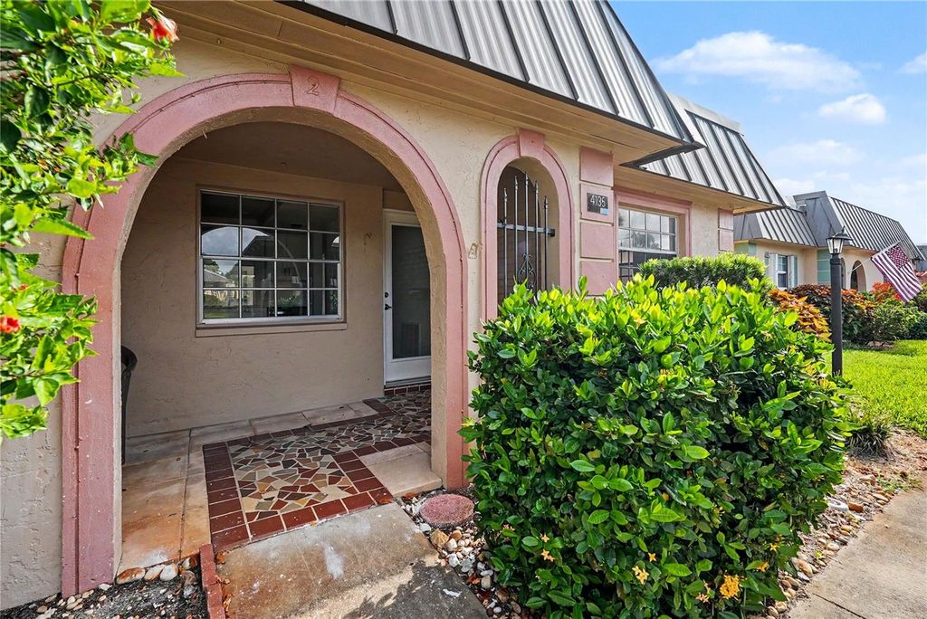 4135 STRATFORD DRIVE, New Port Richey, FL 34652