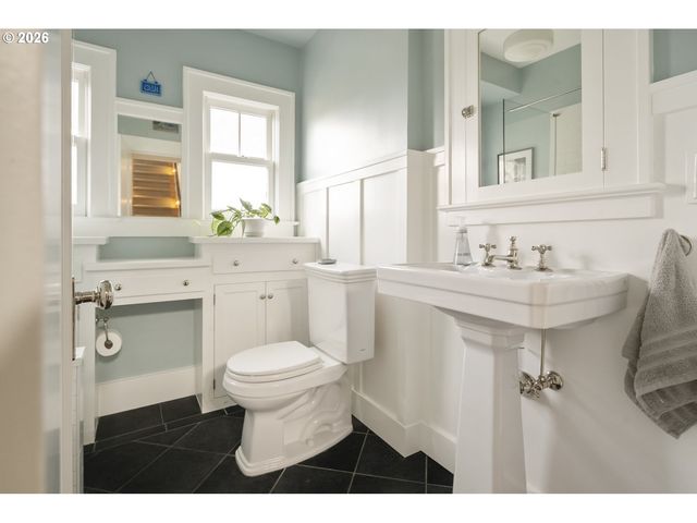 4612 Ne 15TH Ave, Portland, OR 97211