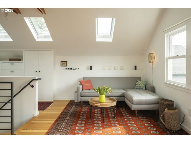 4612 Ne 15TH Ave, Portland, OR 97211