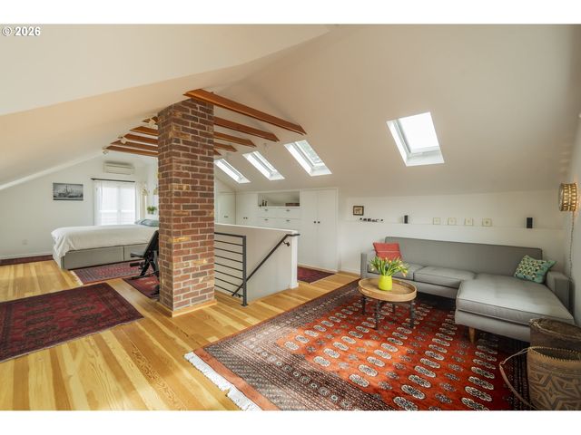 4612 Ne 15TH Ave, Portland, OR 97211