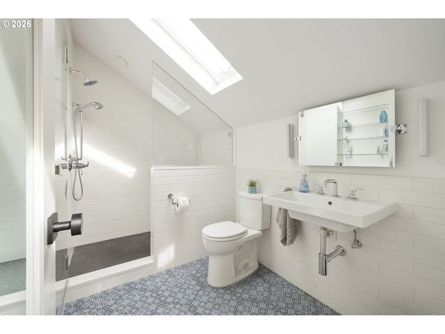 4612 Ne 15TH Ave, Portland, OR 97211