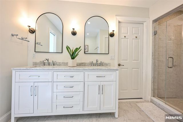 619 Sargent Road, River Vale, NJ 07675