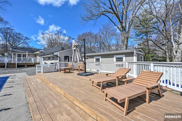 619 Sargent Road, River Vale, NJ 07675