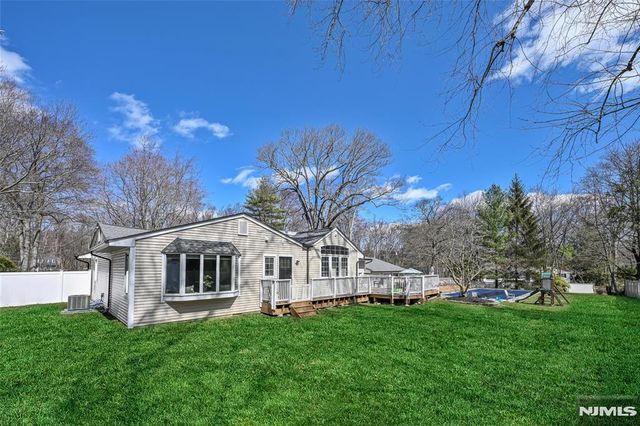 619 Sargent Road, River Vale, NJ 07675