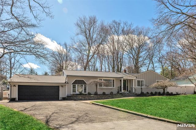 619 Sargent Road, River Vale, NJ 07675