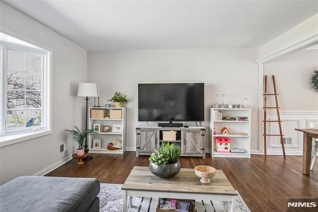 619 Sargent Road, River Vale, NJ 07675