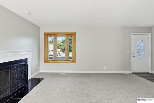 13006 S 24th Circle, Bellevue, NE 68123