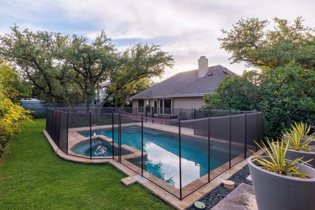 6901 Breezy PASS, Austin, TX 78749