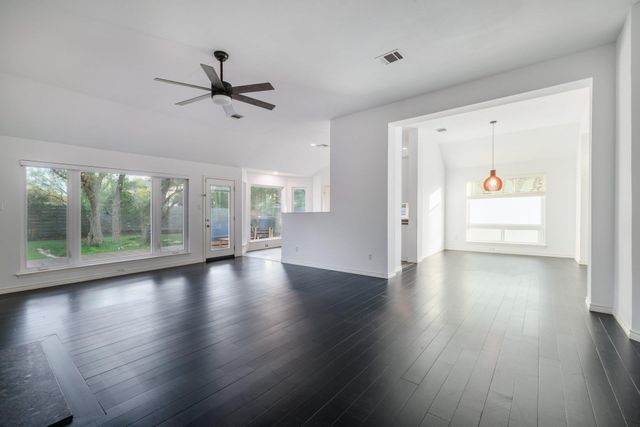 6901 Breezy PASS, Austin, TX 78749
