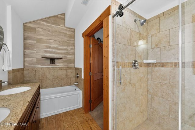 945 Cedar Springs Valley Rd, Sevierville, TN 37876