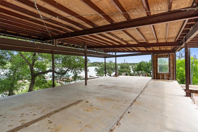 325 Eagle Rest LN, Burnet, TX 78611