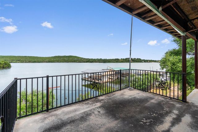 325 Eagle Rest LN, Burnet, TX 78611