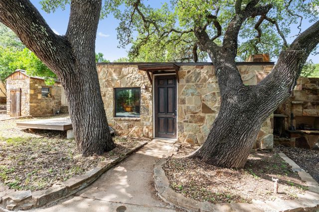 325 Eagle Rest LN, Burnet, TX 78611