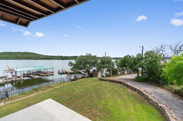325 Eagle Rest LN, Burnet, TX 78611