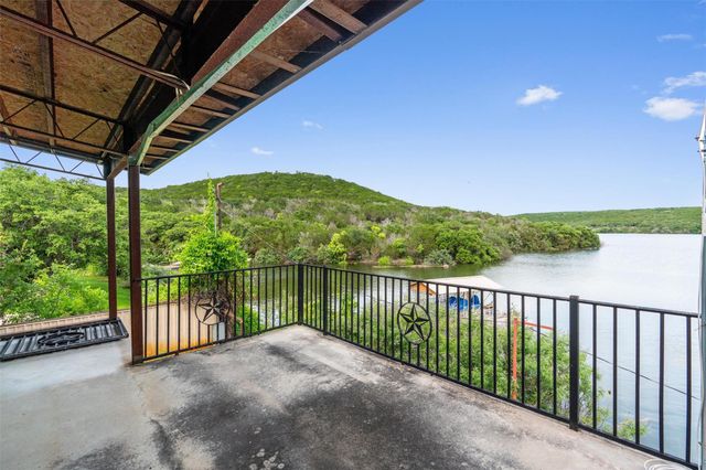 325 Eagle Rest LN, Burnet, TX 78611