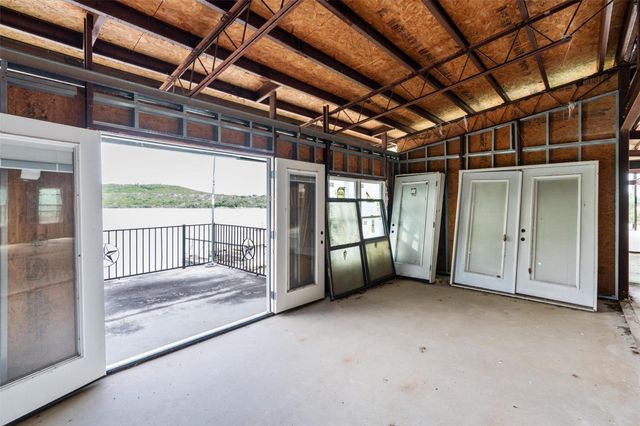 325 Eagle Rest LN, Burnet, TX 78611