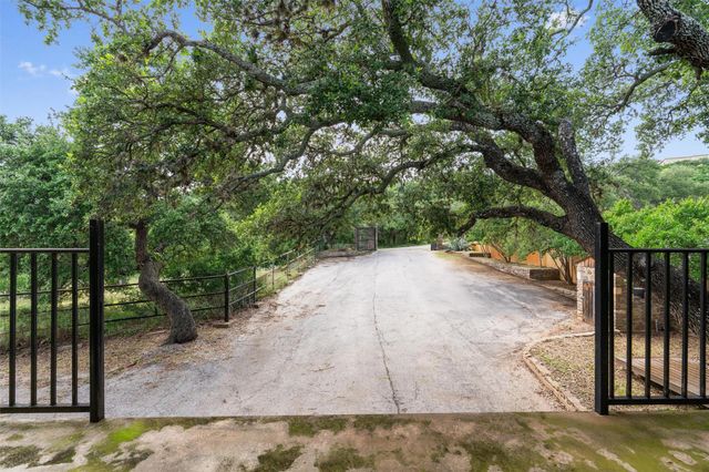 325 Eagle Rest LN, Burnet, TX 78611
