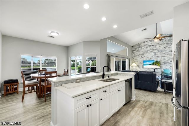 7107 Falcons Glen BLVD, Naples, FL 34113