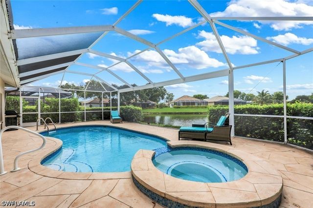 7107 Falcons Glen BLVD, Naples, FL 34113