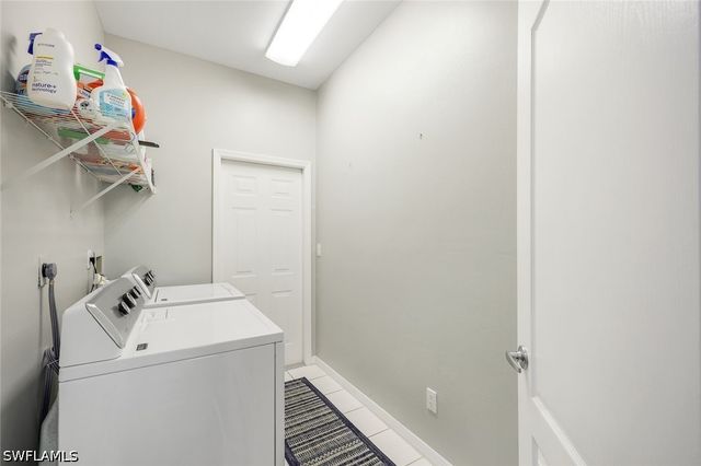 7107 Falcons Glen BLVD, Naples, FL 34113