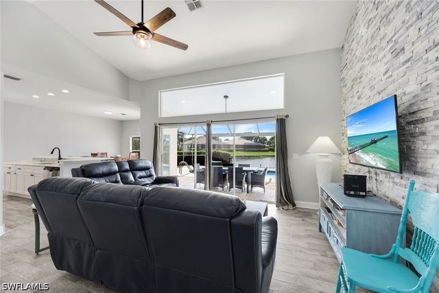 7107 Falcons Glen BLVD, Naples, FL 34113