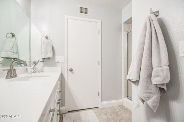 2064 S FARNSWORTH Drive 43, Mesa, AZ 85209