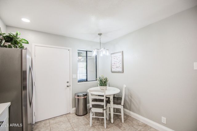 2064 S FARNSWORTH Drive 43, Mesa, AZ 85209