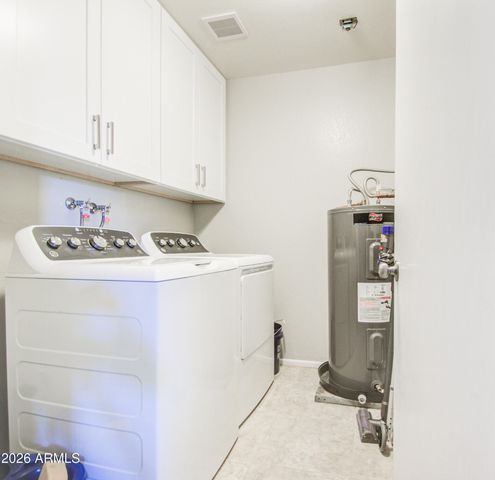 2064 S FARNSWORTH Drive 43, Mesa, AZ 85209