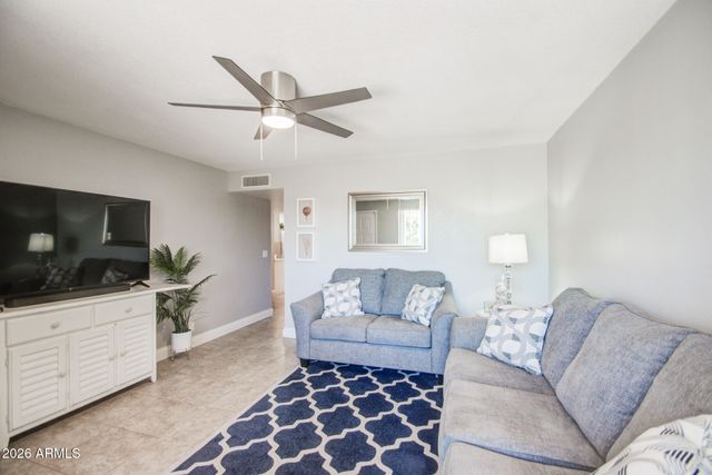 2064 S FARNSWORTH Drive 43, Mesa, AZ 85209