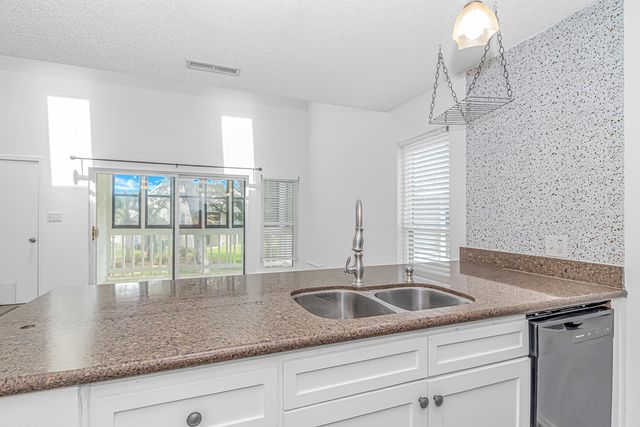 4434 Little River Inn Ln Apt 208, Little River, SC 29566
