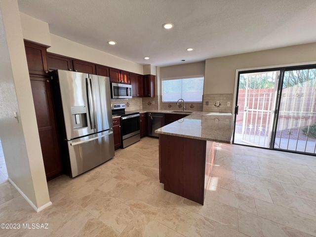 10456 N Fair Mountain Drive, Tucson, AZ 85737