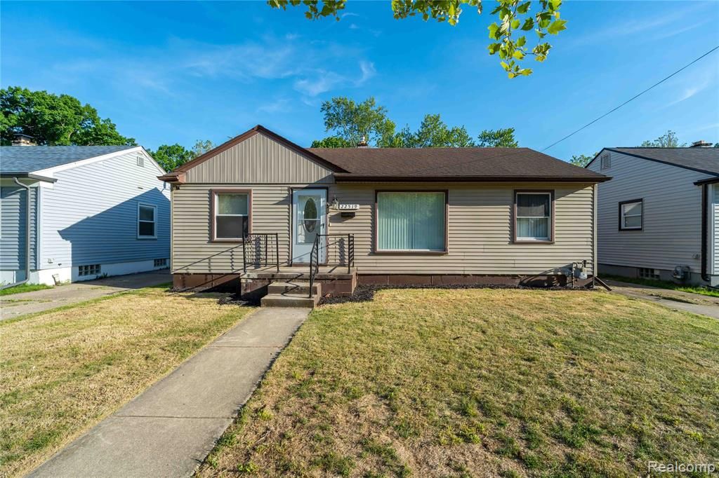 22519 Leewin Street, Detroit, MI 48219
