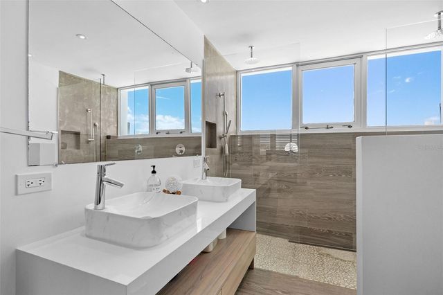 2 RAMPLA DEL ALMIRANTE, San Juan, PR 00907