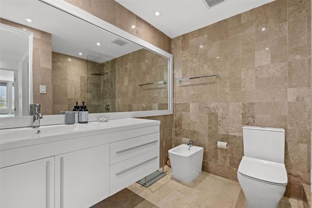 2 RAMPLA DEL ALMIRANTE, San Juan, PR 00907