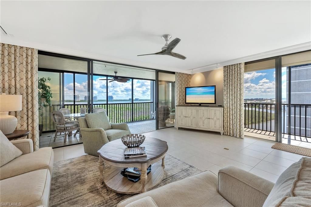 26225 Hickory BLVD 10B, BONITA SPRINGS, FL 34134 — exterior
