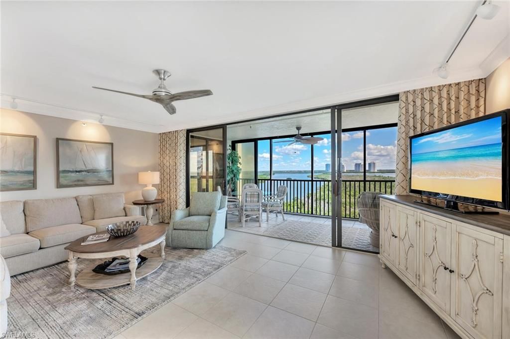 26225 Hickory BLVD 10B, BONITA SPRINGS, FL 34134 — photo 2