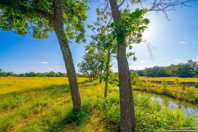 112 Majestic Oaks Drive, Boerne, TX 78006