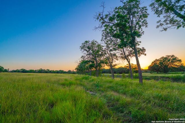 112 Majestic Oaks Drive, Boerne, TX 78006