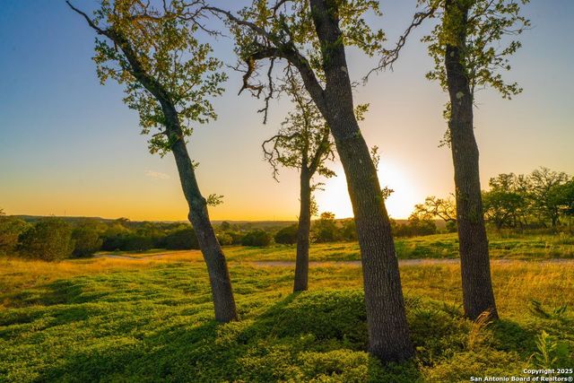 112 Majestic Oaks Drive, Boerne, TX 78006