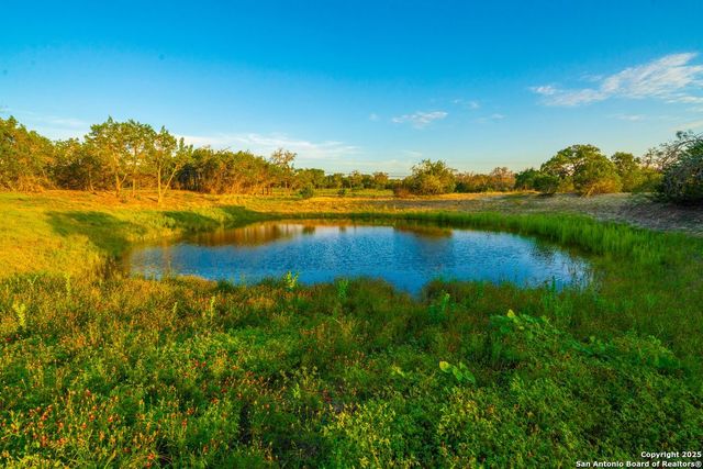 112 Majestic Oaks Drive, Boerne, TX 78006