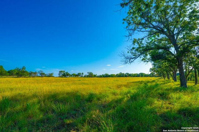 112 Majestic Oaks Drive, Boerne, TX 78006