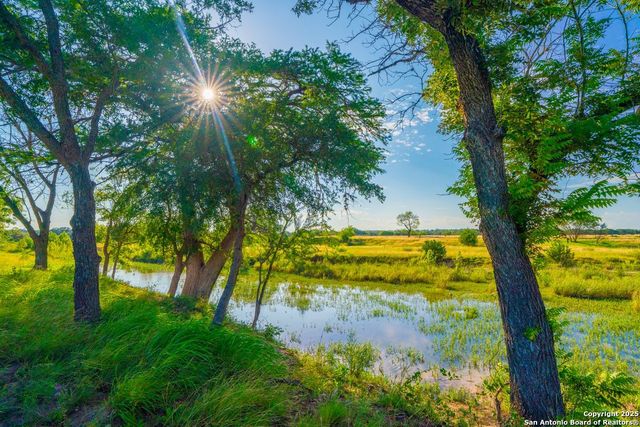 112 Majestic Oaks Drive, Boerne, TX 78006