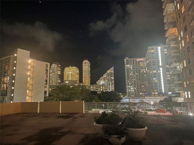 251 174th St 220, Sunny Isles Beach, FL 33160